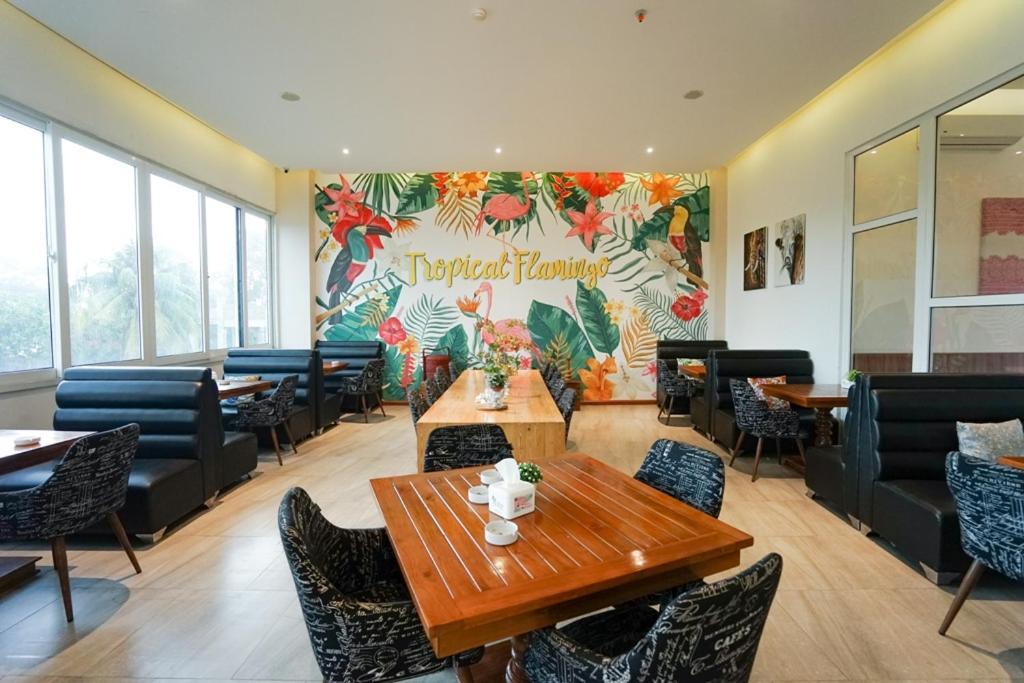 Deli Hotel Medan Ngoại thất bức ảnh